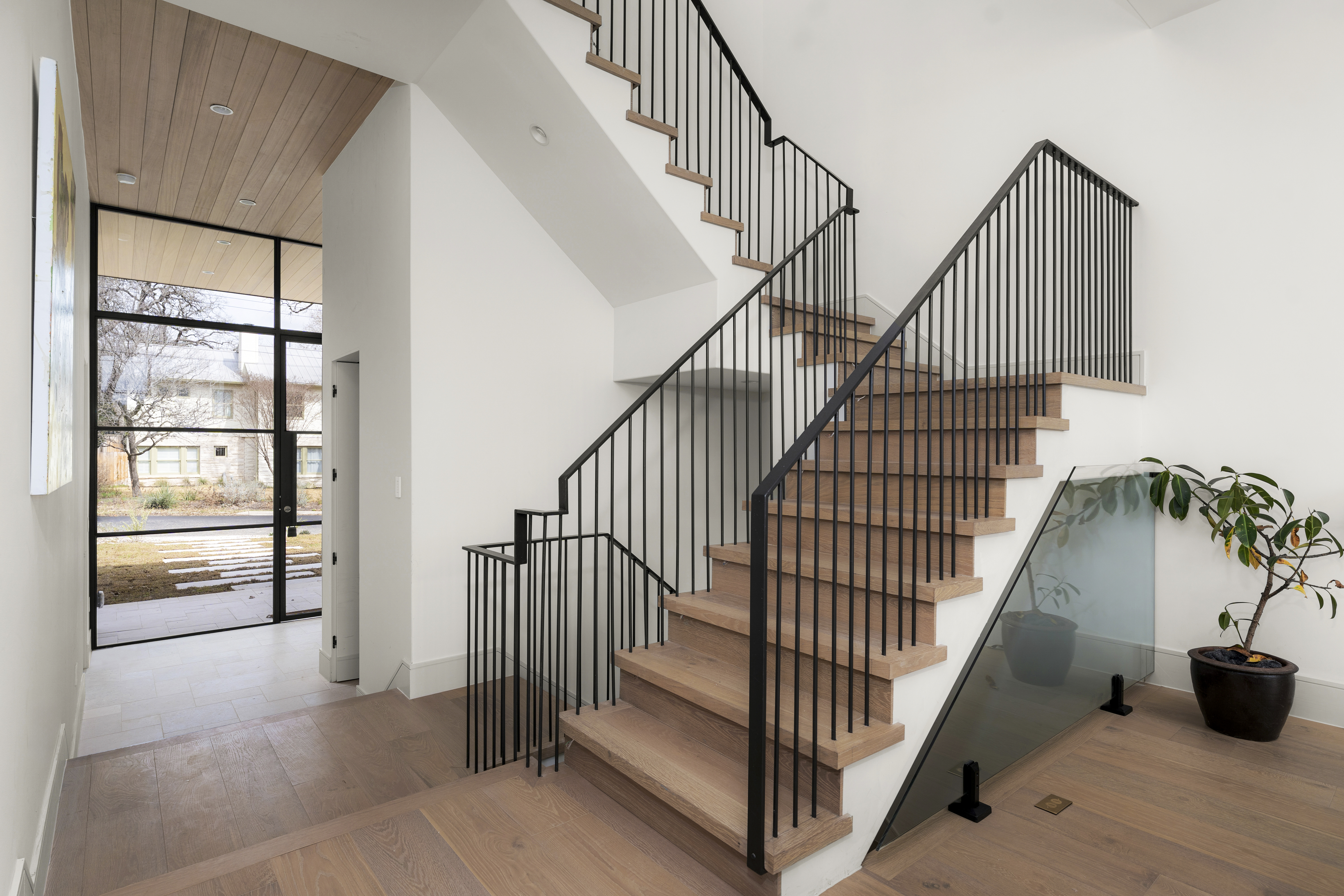 3411 Bridle Path Austin, TX 78703 - Photo 24 of 76 a view of entryway with wooden floor