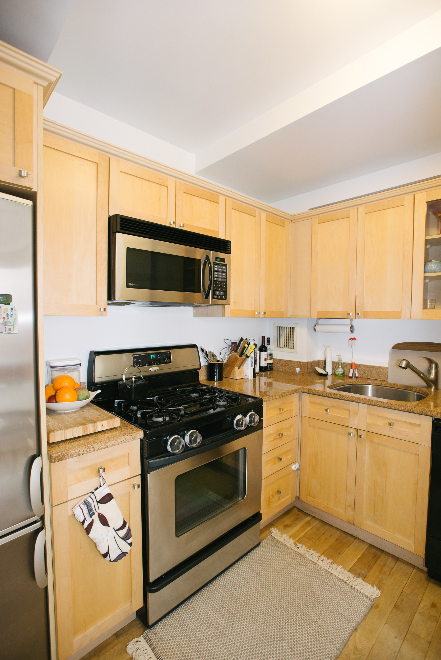 435 East 76th Street, Unit 4D Manhattan, NY 10021 - Photo 2 of 10