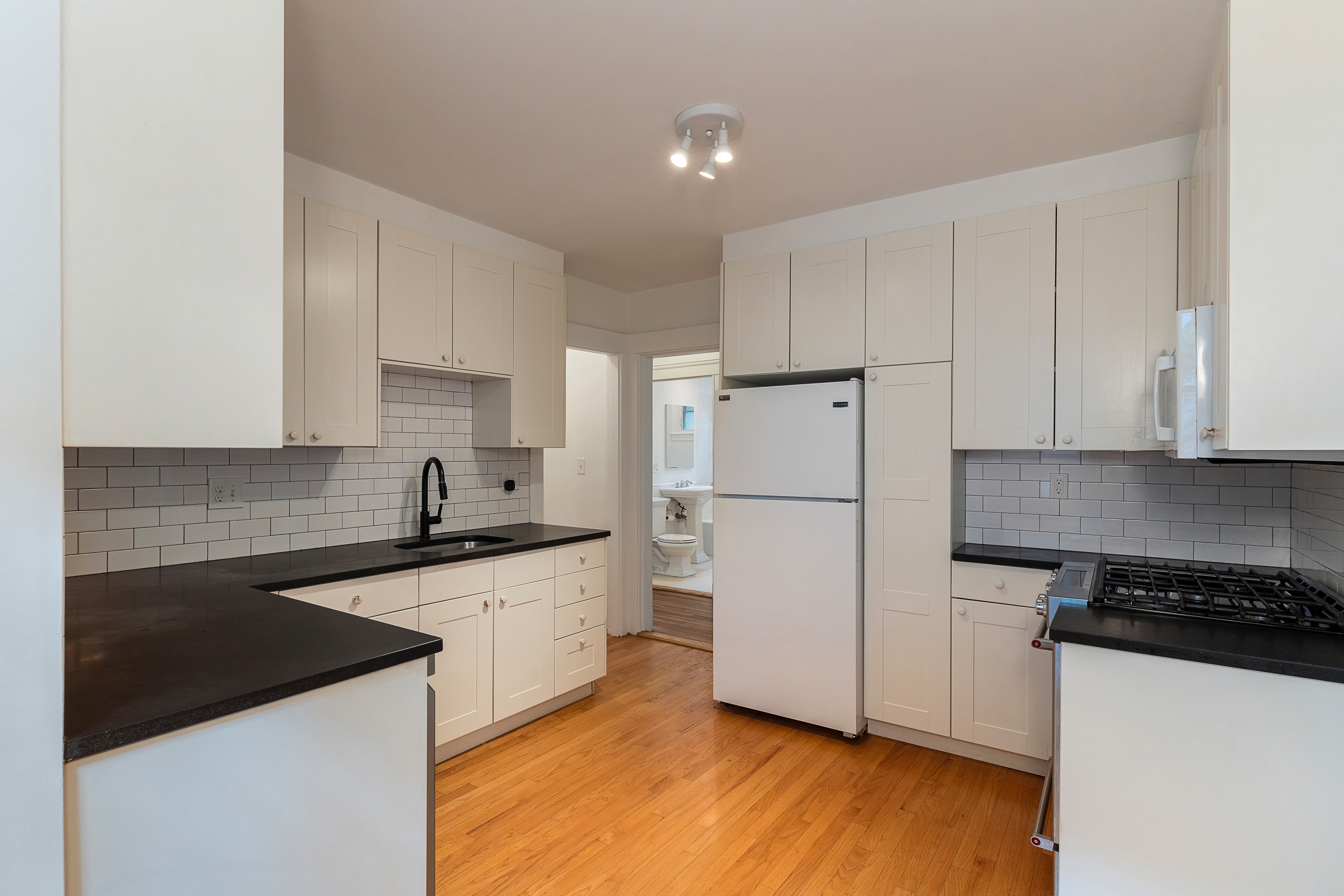 86-88 Grozier Road Cambridge, MA 02138 - Photo 4 of 12 Gallery Image 4