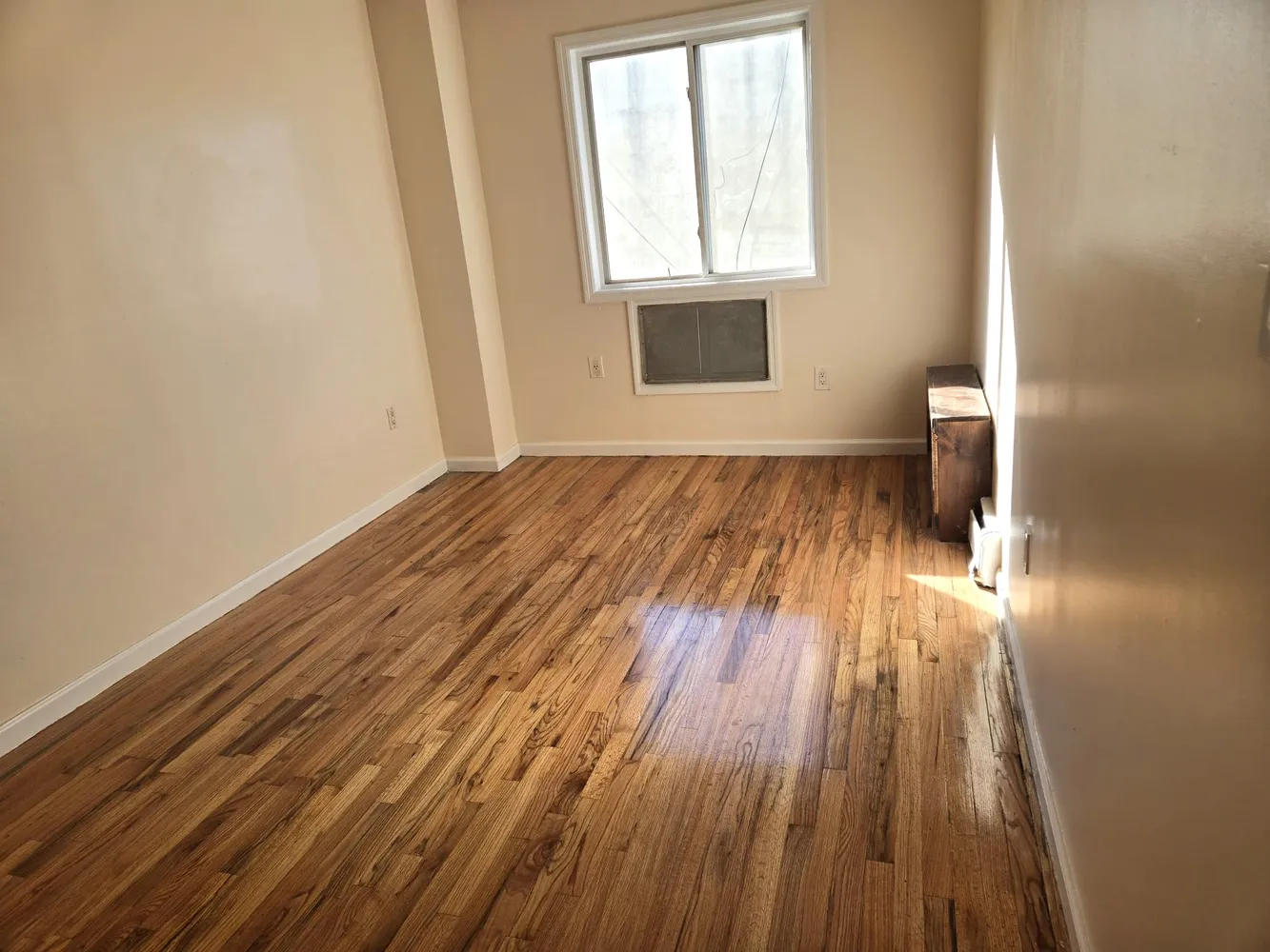 $3,000 | 332 Herzl Street, Unit 3 | Brownsville