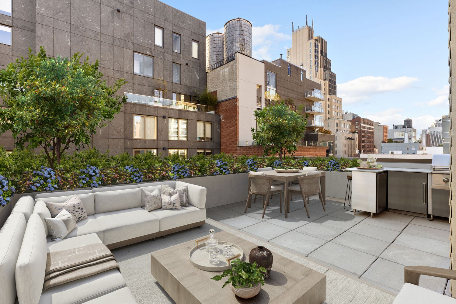 $3,200,000 | 142 West 19th Street, Unit PH | Chelsea