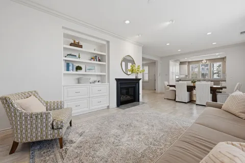 $1,379,000 | 21445 Hayley Lane, Huntington Beach, CA 92646