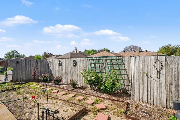 $368,990 | 217 Faircrest Drive, Garland, TX 75040