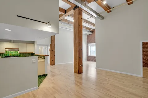 $1,400,000 | 15 Sleeper Street, Unit 104, Boston, MA 02210