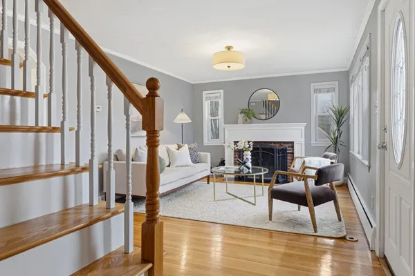 Contact Agent | 5 Baker Street, West Roxbury, MA 02132