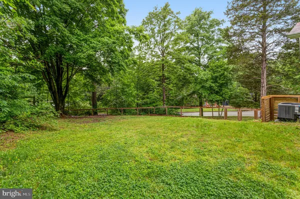 $4,175 | 8805 Menard Court, Alexandria, VA 22309