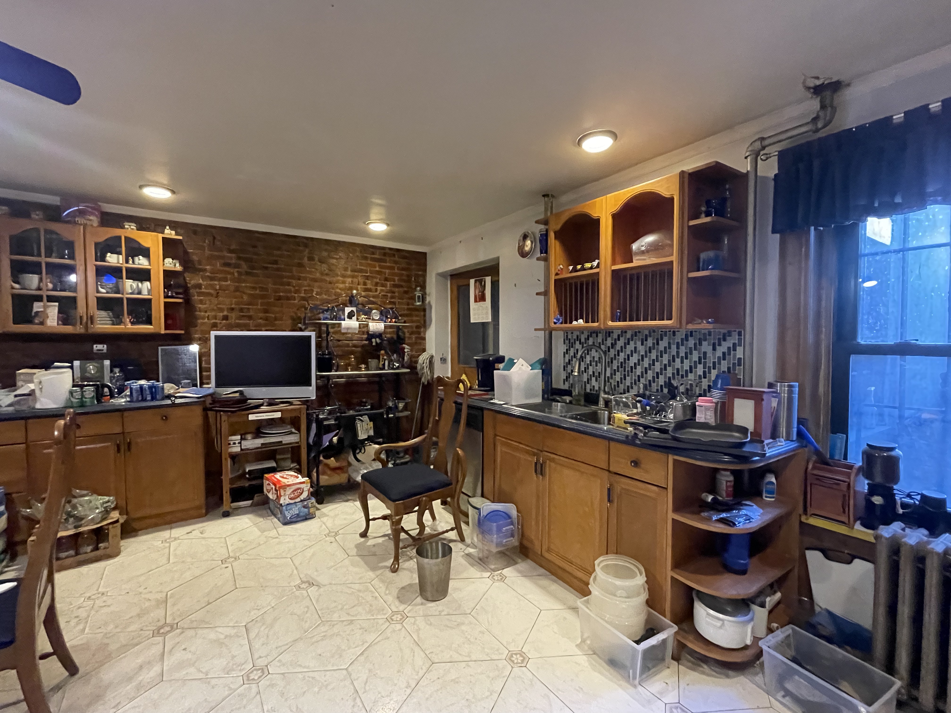 433 Putnam Avenue Brooklyn, NY 11221 - Photo 5 of 7