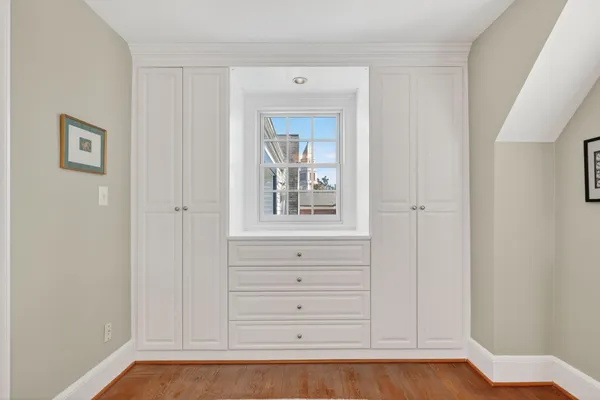 $2,295,000 | 600 Upland Place, Alexandria, VA 22301