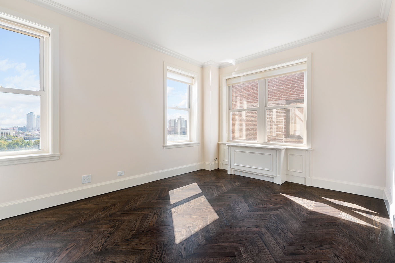 439 East 51st Street, Unit 10/11F Manhattan, NY 10022 - Photo 8 of 24