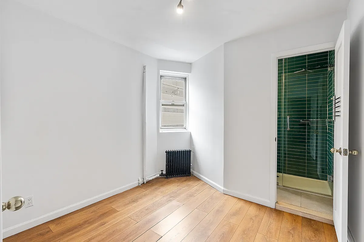 723 11th Avenue, Unit 5C Manhattan, NY 10019 - Photo 4 of 9