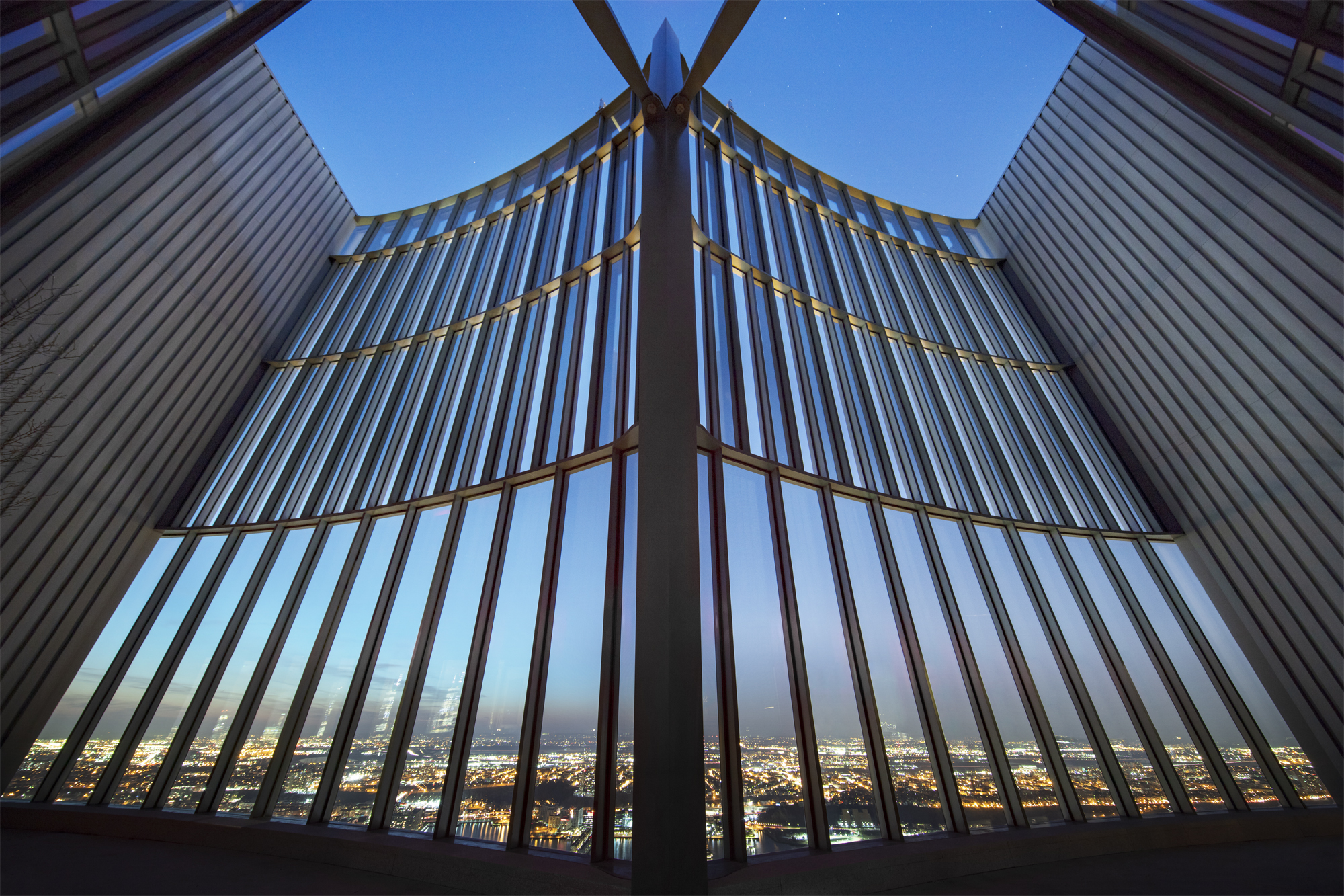 15 Hudson Yards, Unit 77B Manhattan, NY 10001 - Photo 22 of 24 a view of a balcony
