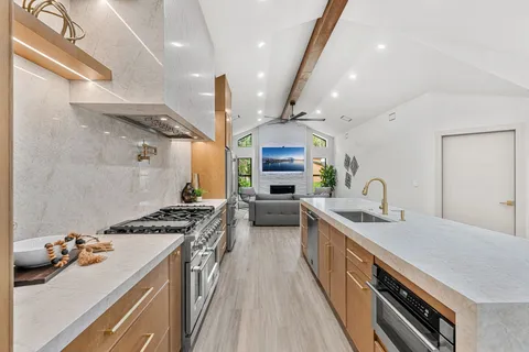 $1,199,000 | 4625 Hidden Lakes Place, Melbourne, FL 32934