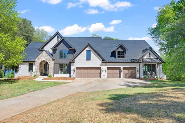 $3,500,000 | Address Upon Request, Cornelius, NC 28031