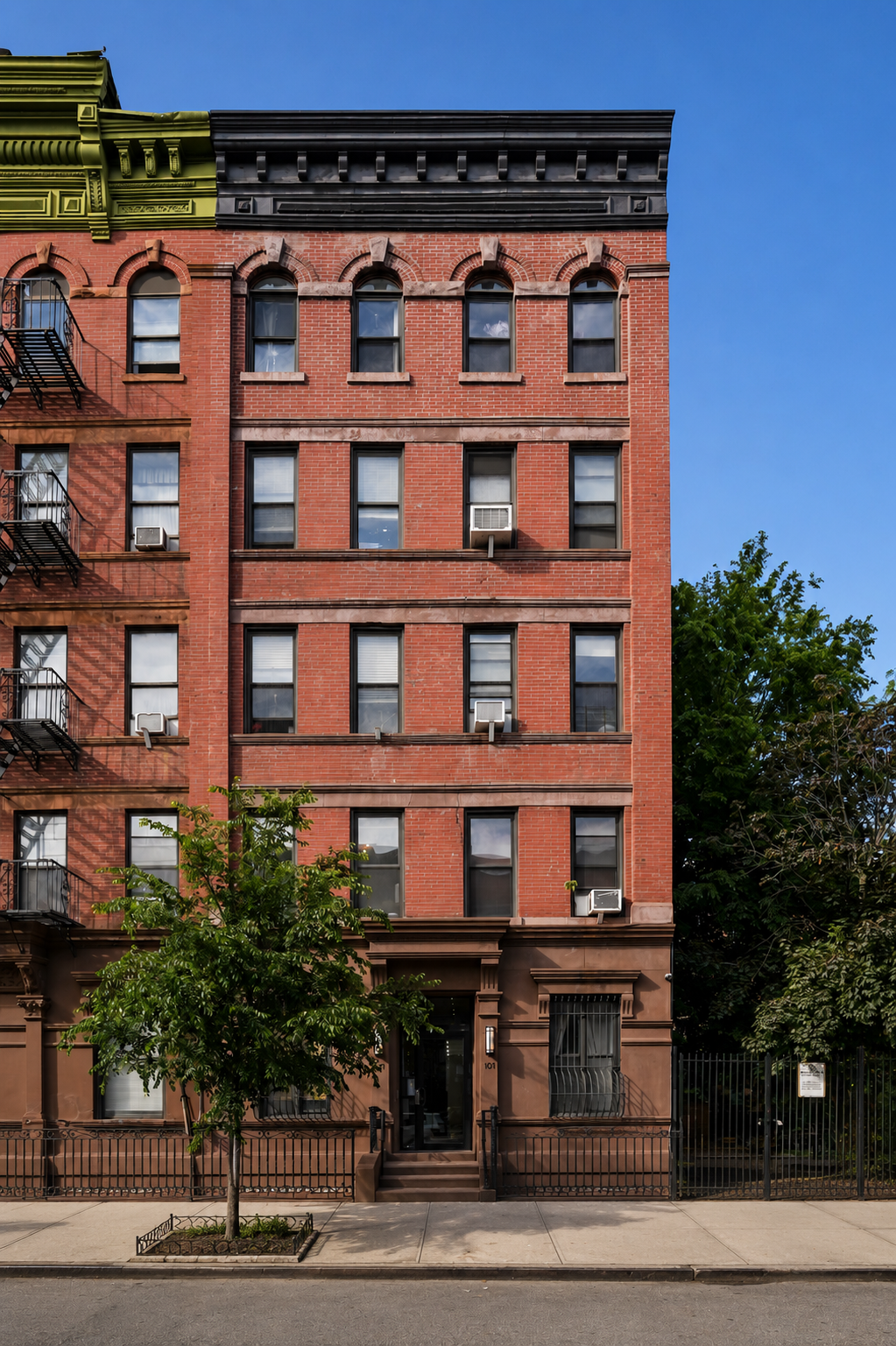 161 West 133rd Street, Unit 2B Manhattan, NY 10030 - Photo 14 of 15 Gallery Image 14