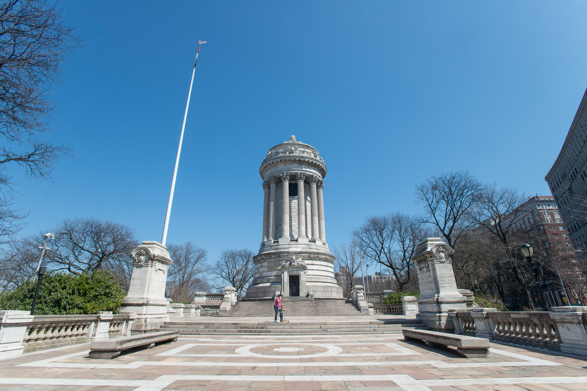 310 West 97th Street, Unit 21 Manhattan, NY 10025 - Photo 16 of 19 a view of a building with a street