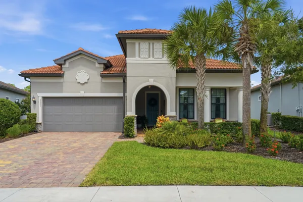 $749,000 | 8881 Horned Lark Drive, Naples, FL 34120