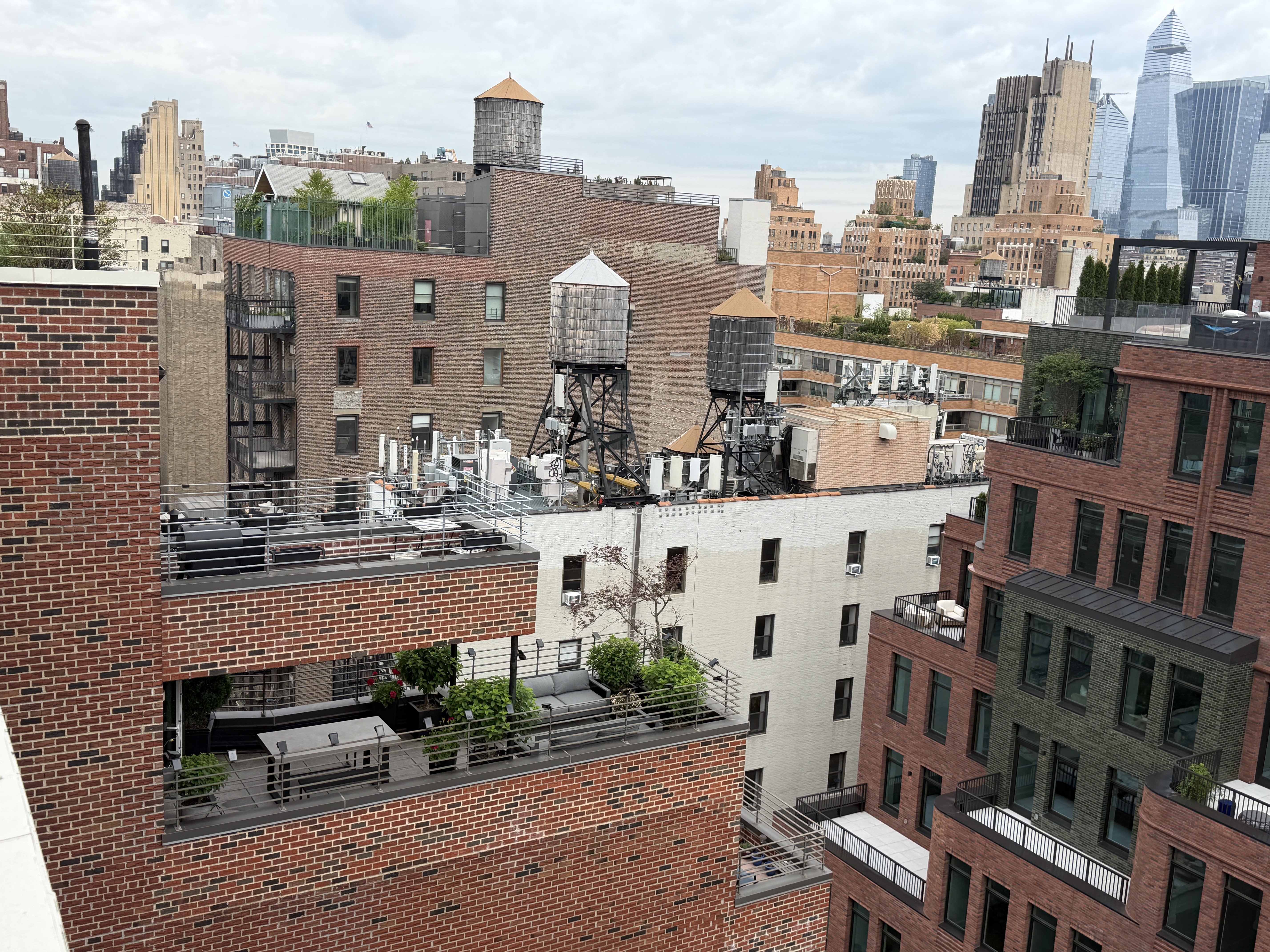 105 West 13th Street, Unit 16F Manhattan, NY 10011 - Photo 9 of 12