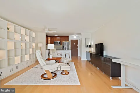 $389,900 | 510 N Street Southwest, Unit N422, Washington, DC 20024