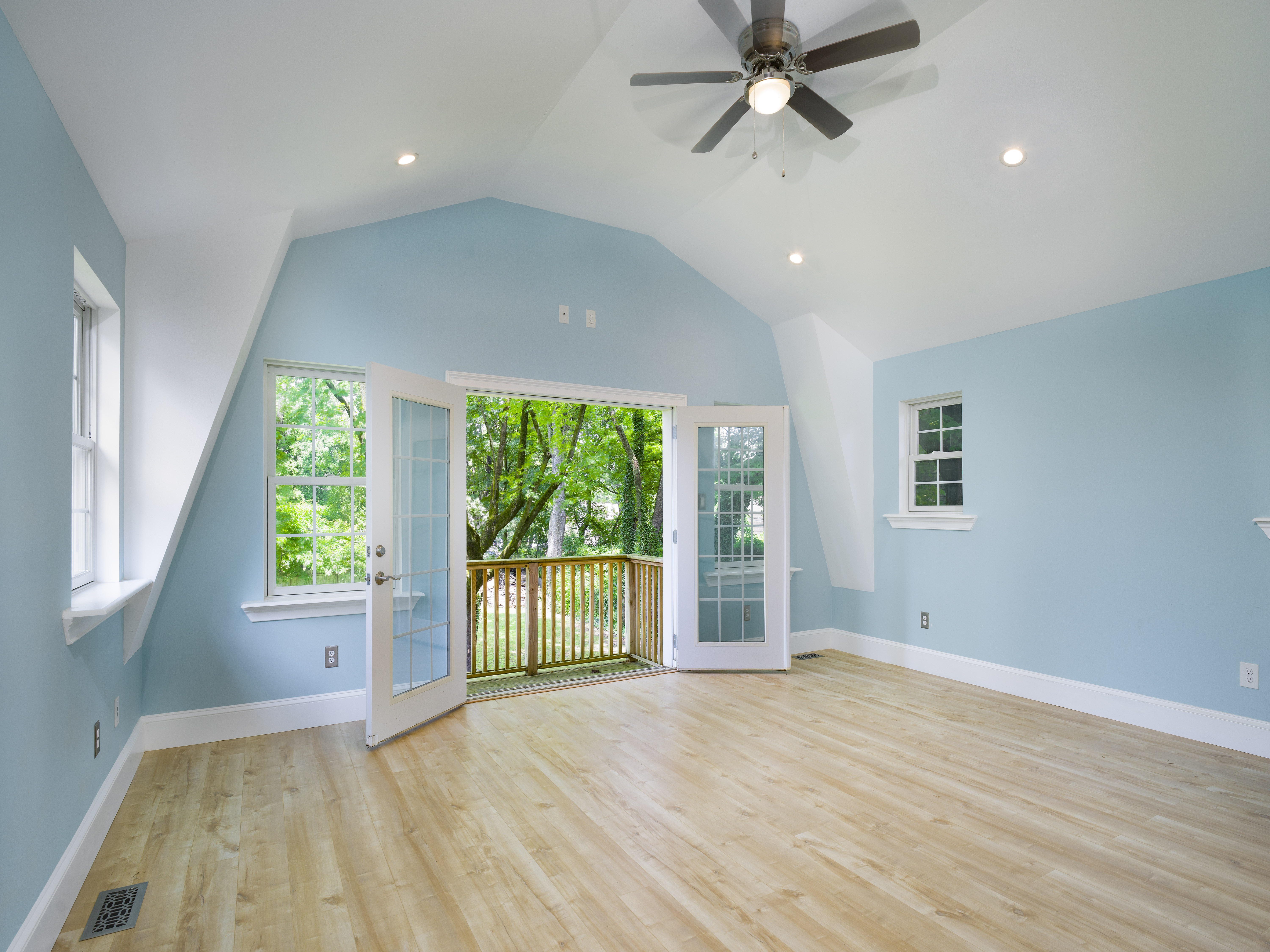 319 West Conestoga Road Devon, PA 19333 - Photo 21 of 38 wooden floor in an empty room with a window
