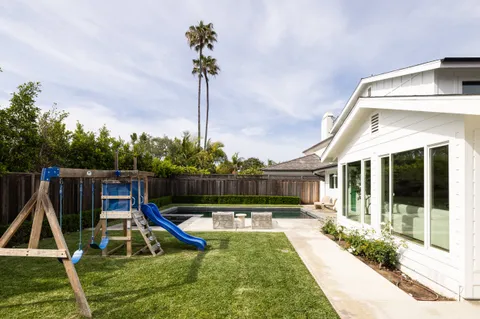 $4,850,000 | 1609 Ruth Lane, Newport Beach, CA 92660