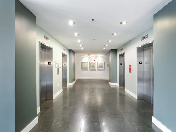 $3,500 | 2001 15th Street North, Unit 623, Arlington, VA 22201