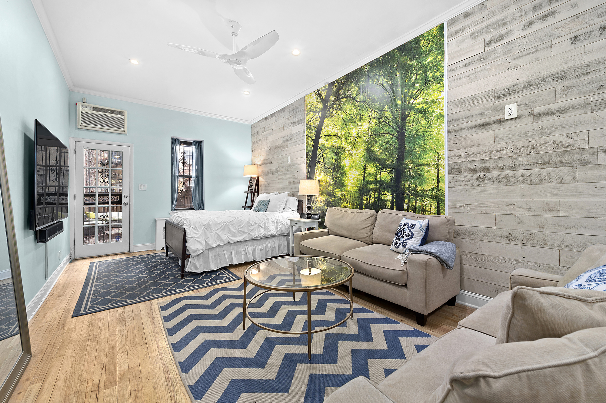 203 East 89th Street, Unit 1C Manhattan, NY 10128 - Photo 2 of 7