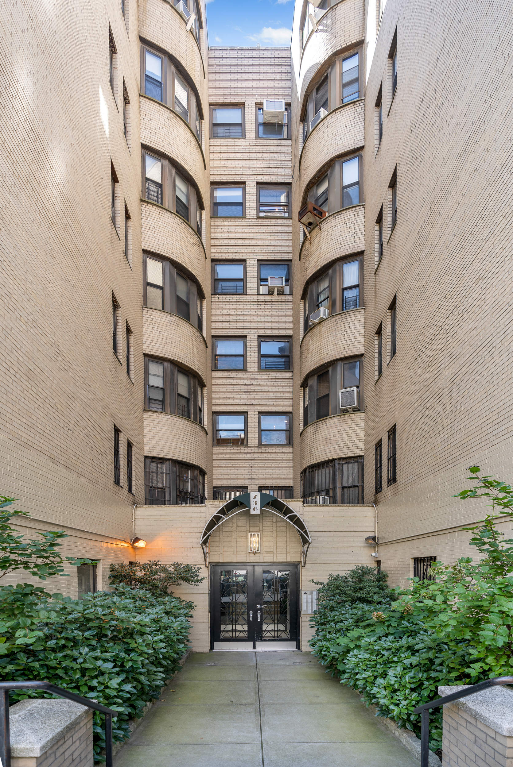 736 West 186th Street, Unit 5B Manhattan, NY 10033 - Photo 13 of 16 a front view of a building