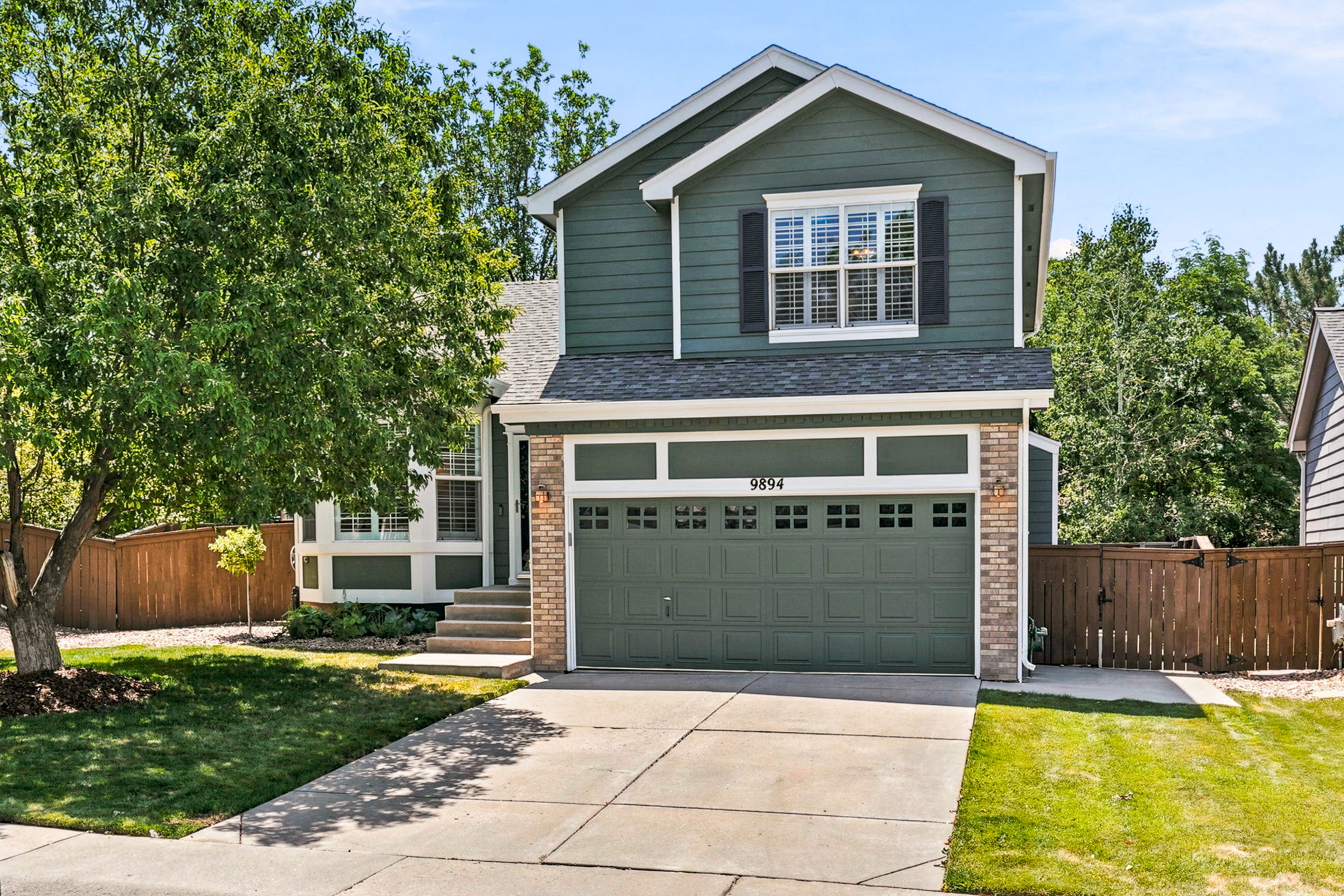 9894 Mulberry Way Highlands Ranch, CO 80129 - Photo 2 of 47
