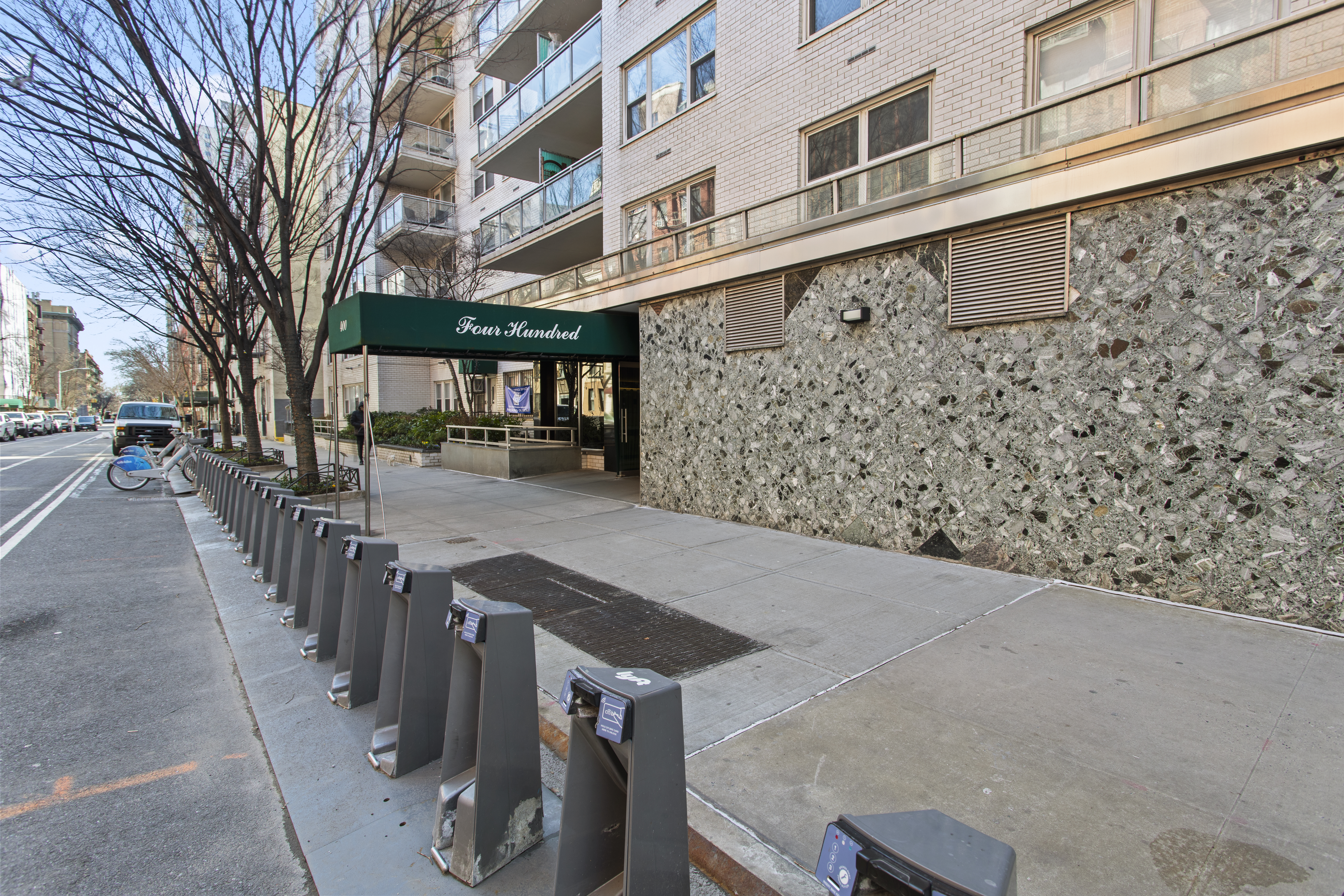 400 East 77th Street, Unit 6C Manhattan, NY 10075 - Photo 8 of 11