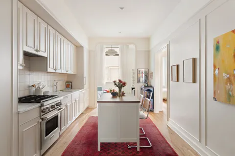 $1,450,000 | 1 Prospect Park West, Unit 2E | Park Slope