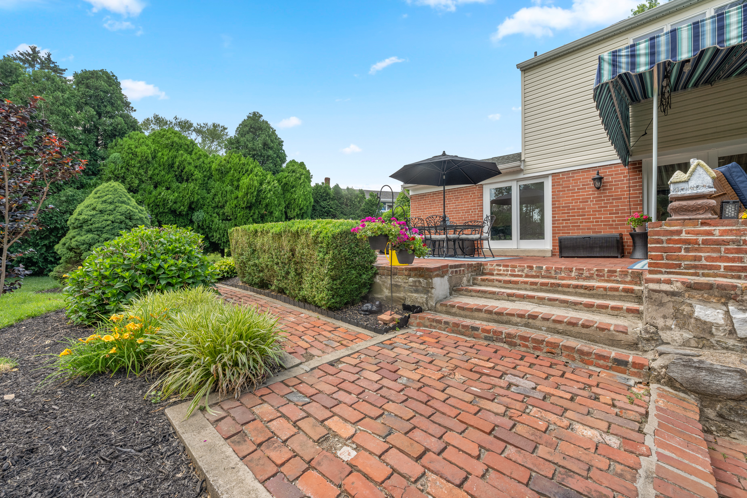 217 Hemlock Lane Springfield, PA 19064 - Photo 7 of 47