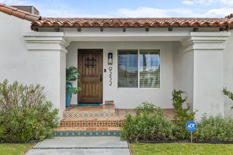 $1,395,000 | 9232 South 8th Avenue, Inglewood, CA 90305