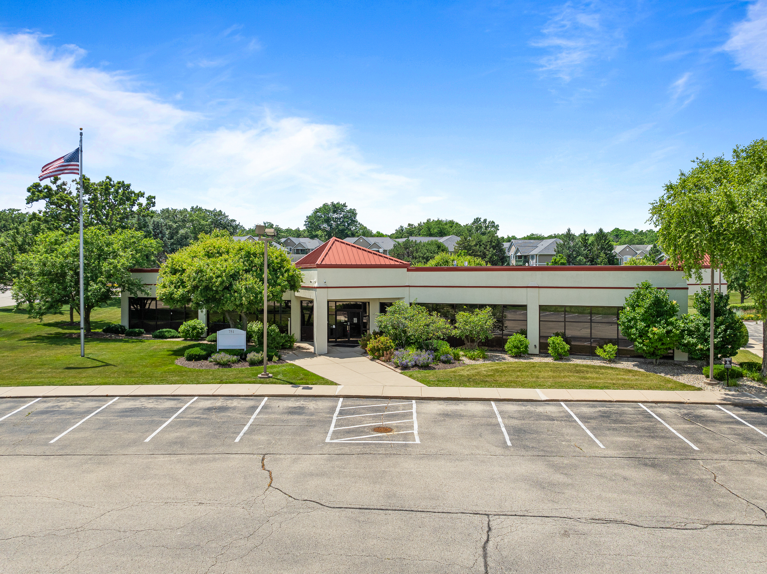 751 Geneva Parkway North, Unit SUITES 1 Lake Geneva, WI 53147 - Photo 30 of 40 Gallery Image 30