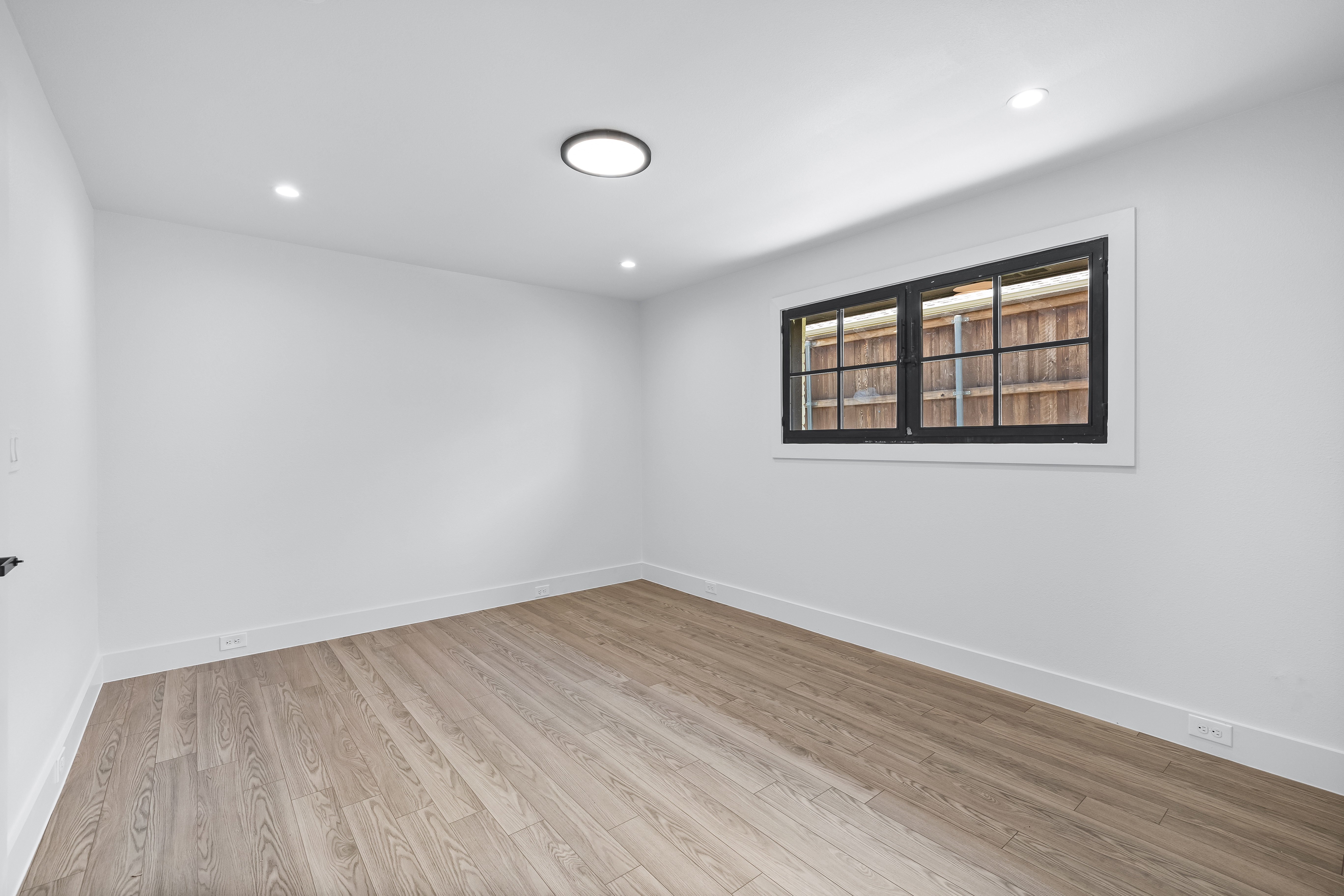 7724 Bantry Lane Dallas, TX 75248 - Photo 32 of 48