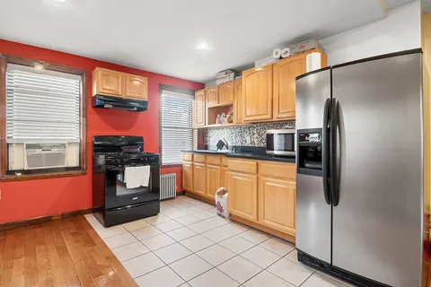 $3,500,000 | 483 Atlantic Avenue | Boerum Hill