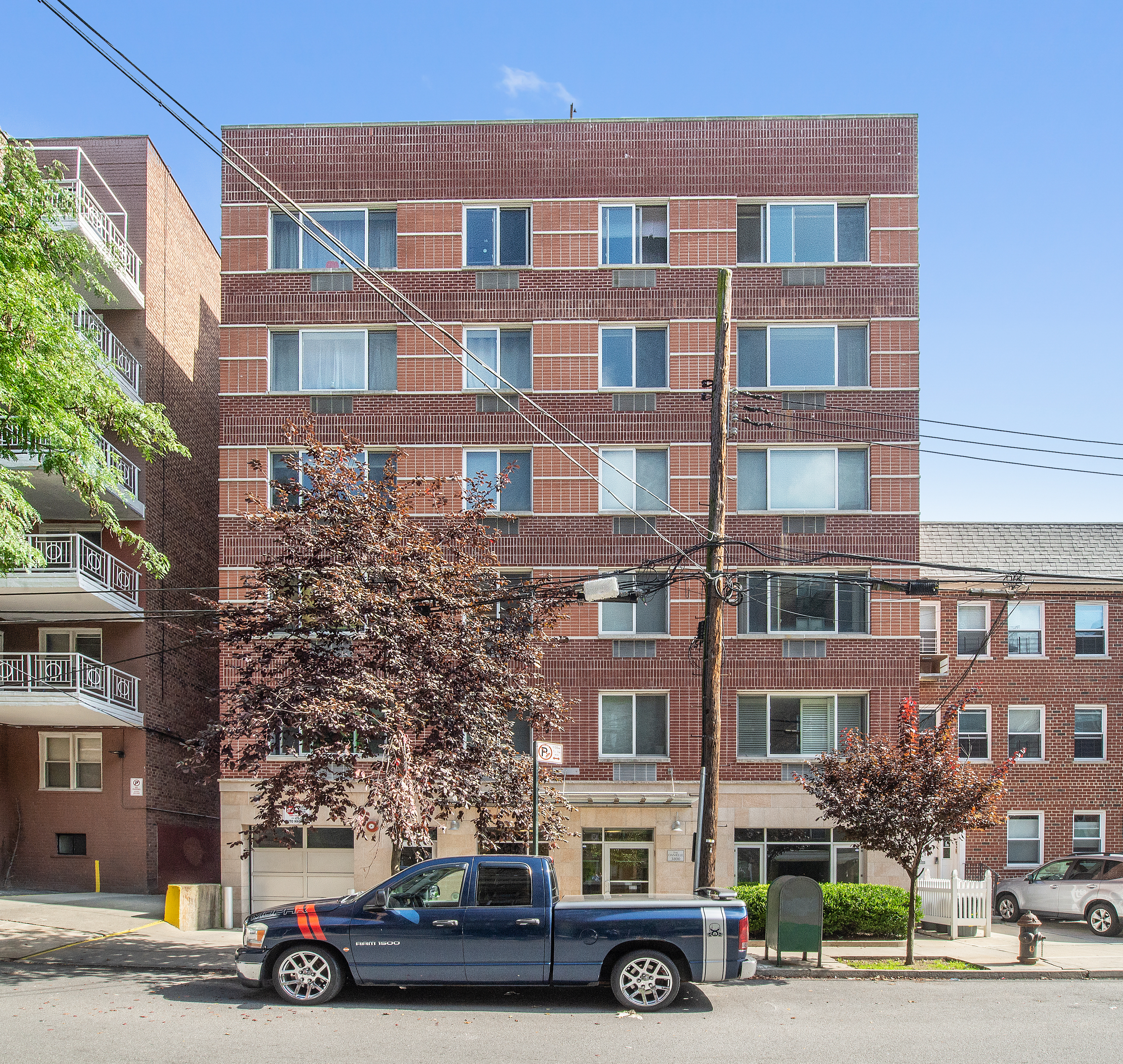3800 Blackstone Avenue, Unit 5S Bronx, NY 10463 - Photo 17 of 18