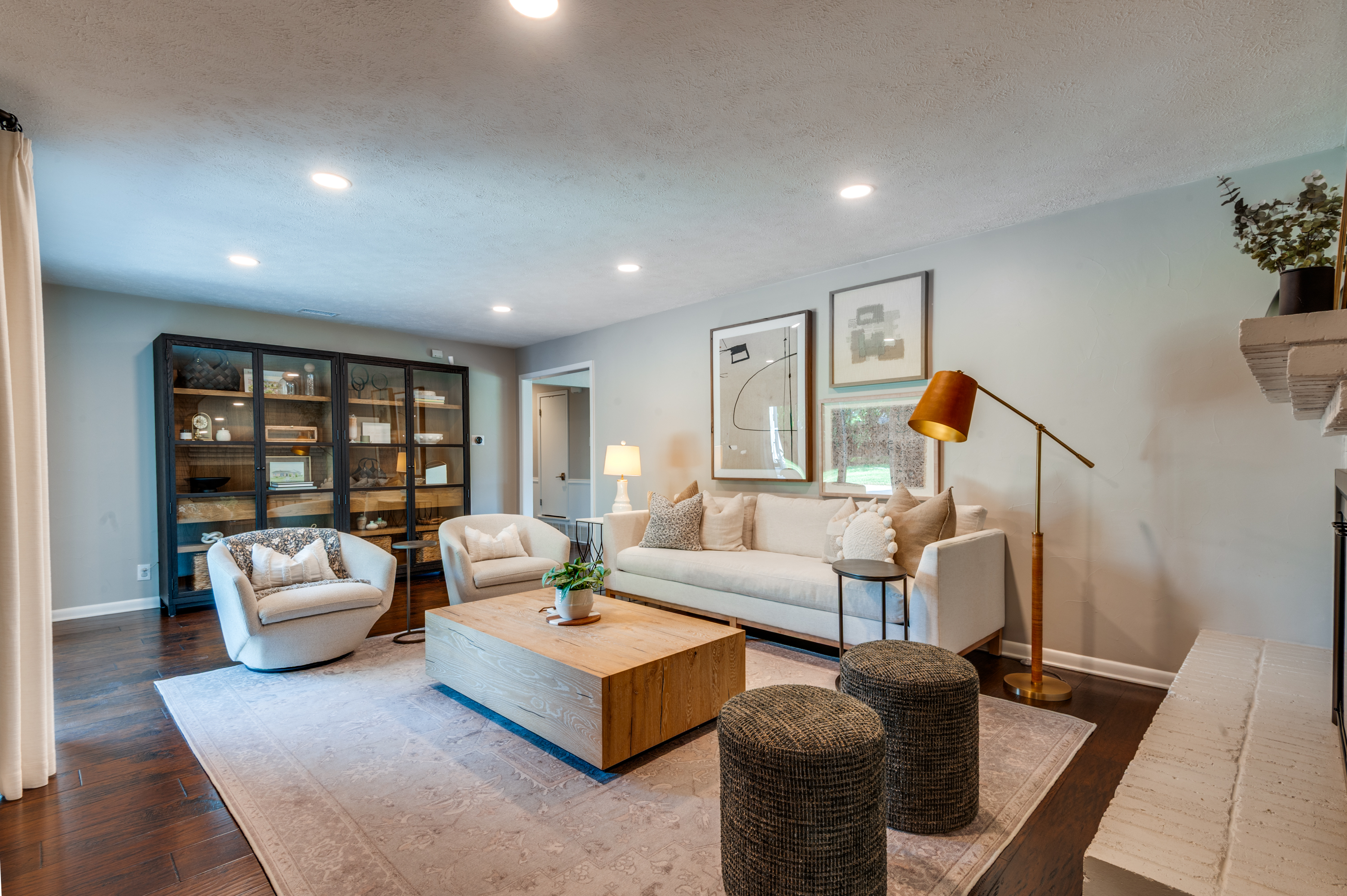 3363 Merrell Road Dallas, TX 75229 - Photo 9 of 29 a living room with furniture and a table