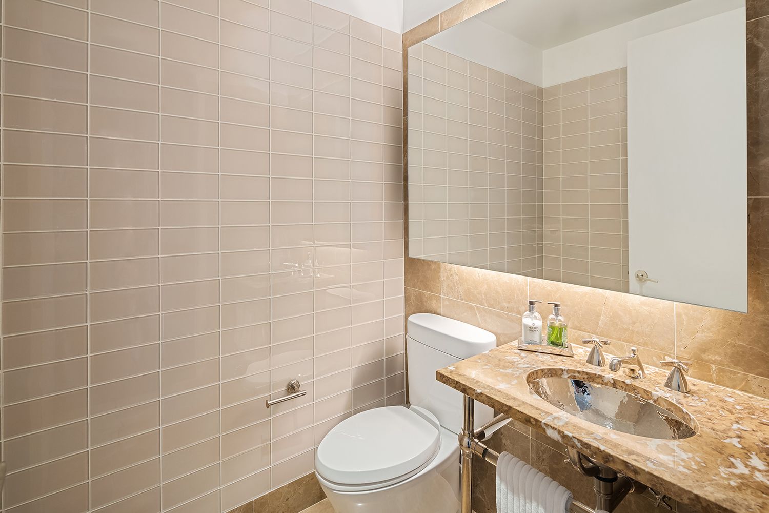 255 East 74th Street, Unit 21C Manhattan, NY 10021 - Photo 12 of 17