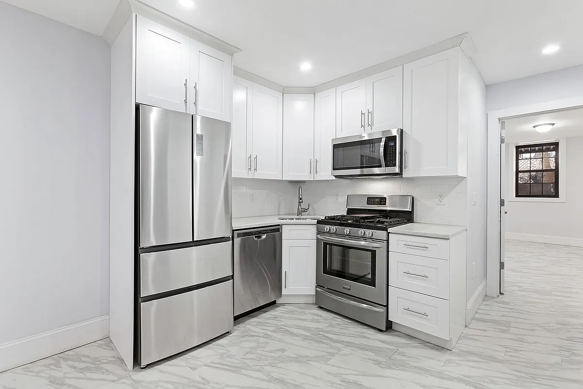 1075 Hancock Street, Unit 1 Brooklyn, NY 11221 - Photo 4 of 7