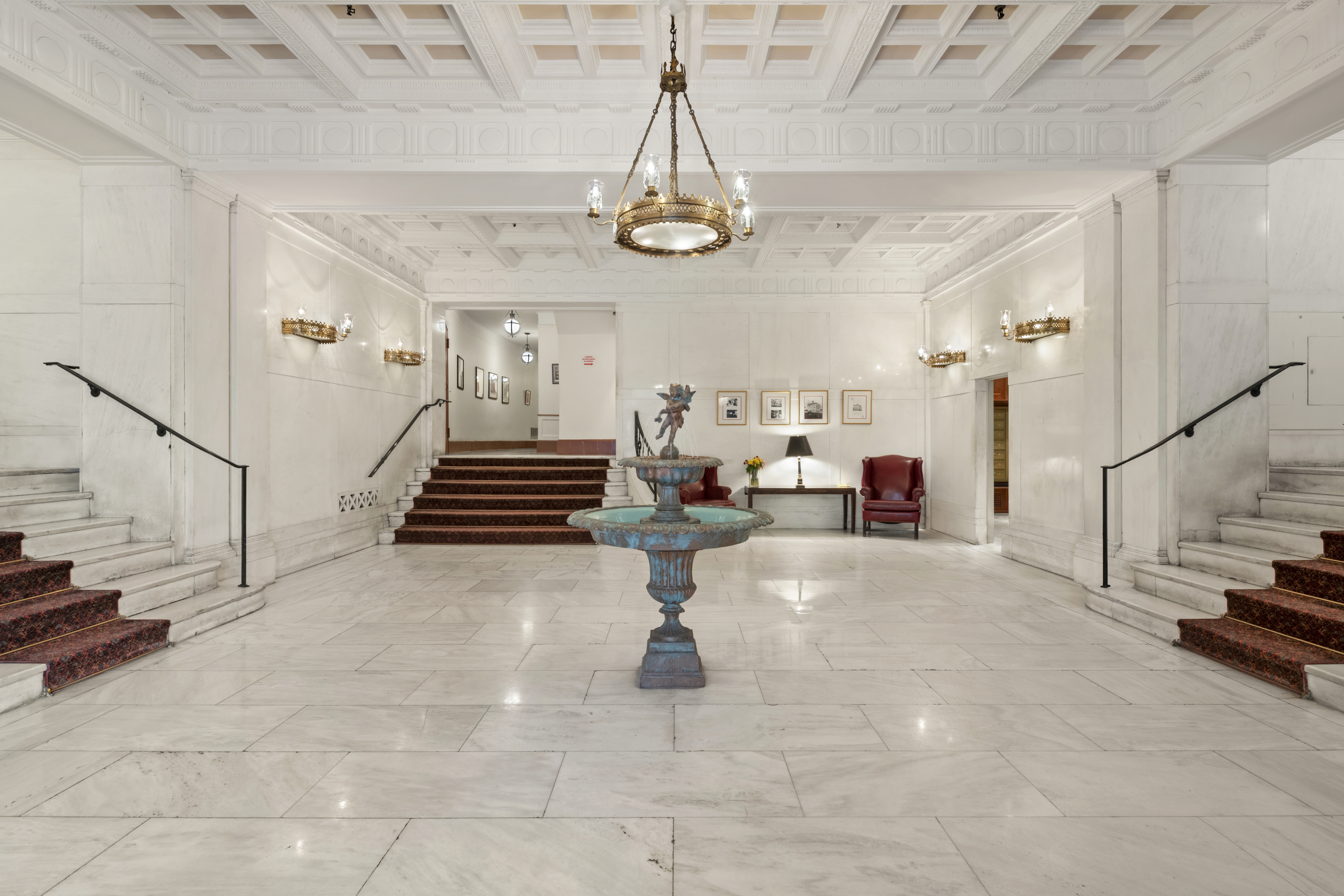 380 Riverside Drive, Unit 6A Manhattan, NY 10025 - Photo 7 of 10 a view of entryway and hall