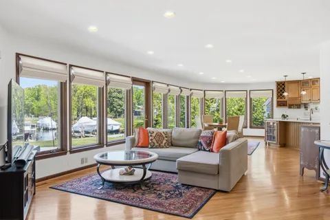 $1,999,900 | 3712 Gateshead Drive, Annapolis, MD 21403