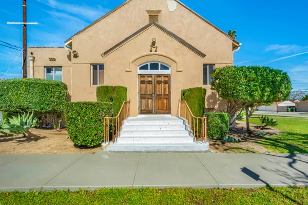 $2,150,000 | 7623 8th Avenue, Los Angeles, CA 90043