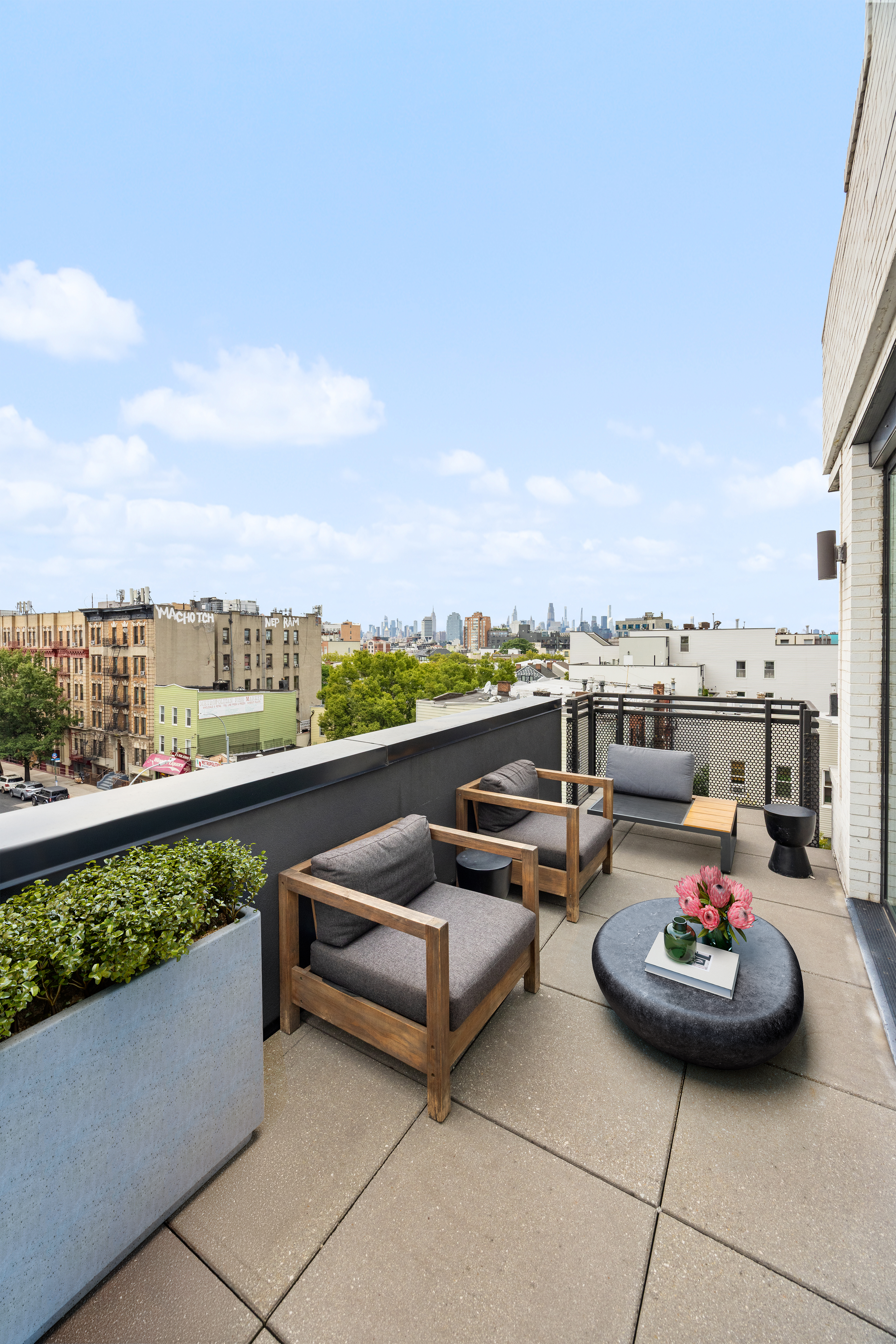 650 Metropolitan Avenue, Unit PH5 Brooklyn, NY 11211 - Photo 3 of 14