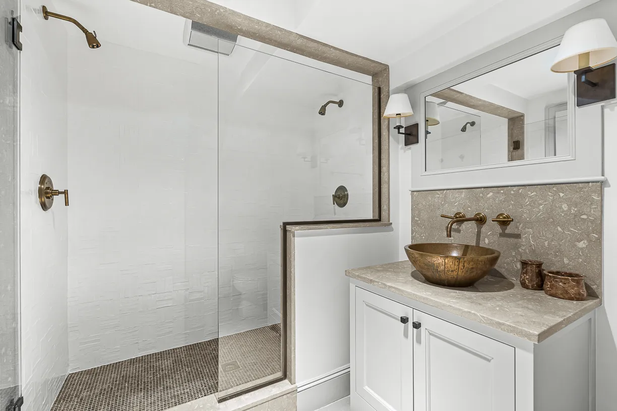 $5,695,000 | 9 Sanderson Lane, Weston, MA 02493