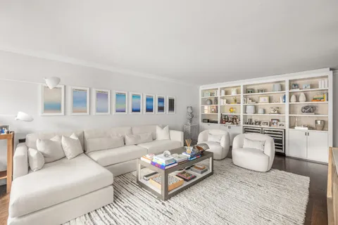 $1,995,000 | 150 East 77th Street, Unit 10D | Lenox Hill