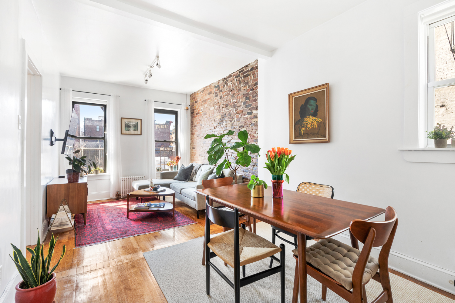 305 East 4th Street, Unit 4 Manhattan, NY 10009 - Photo 1 of 11