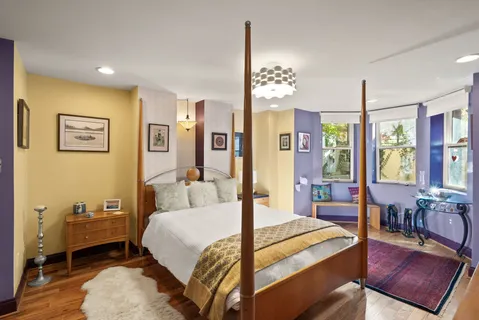 a view of entryway and hall