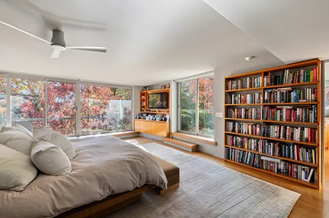 $14,995,000 | Stanwich Road, Greenwich, CT 06830