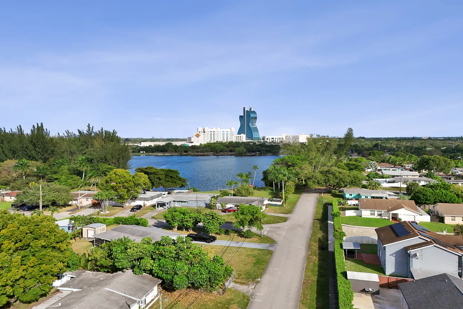 $3,500 | 5551 Southwest 57th Street, Fort Lauderdale, FL 33312