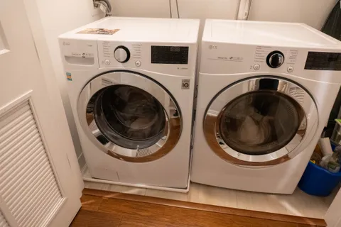 $960,000 | 940 North Wolcott Avenue, Unit 1, Chicago, IL 60622